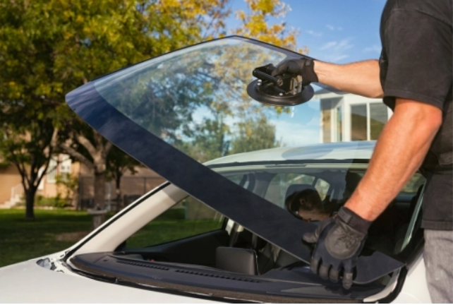 Why Choose Windshield Replacement Service?